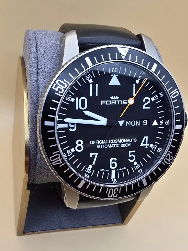 Fortis B42 Cosmonaut Day Date Titanium