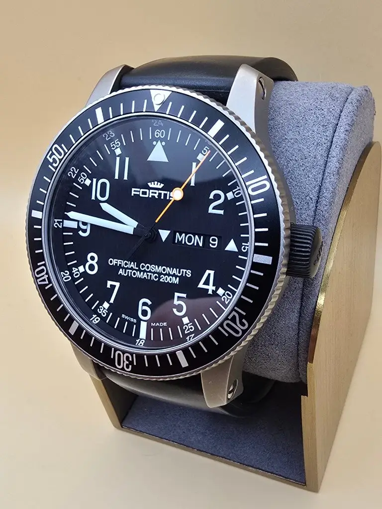 Fortis B42 Cosmonaut Day Date Titanium